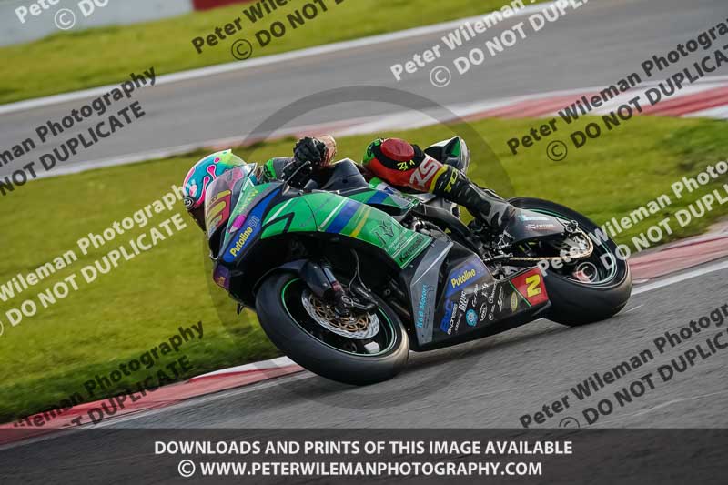 donington no limits trackday;donington park photographs;donington trackday photographs;no limits trackdays;peter wileman photography;trackday digital images;trackday photos